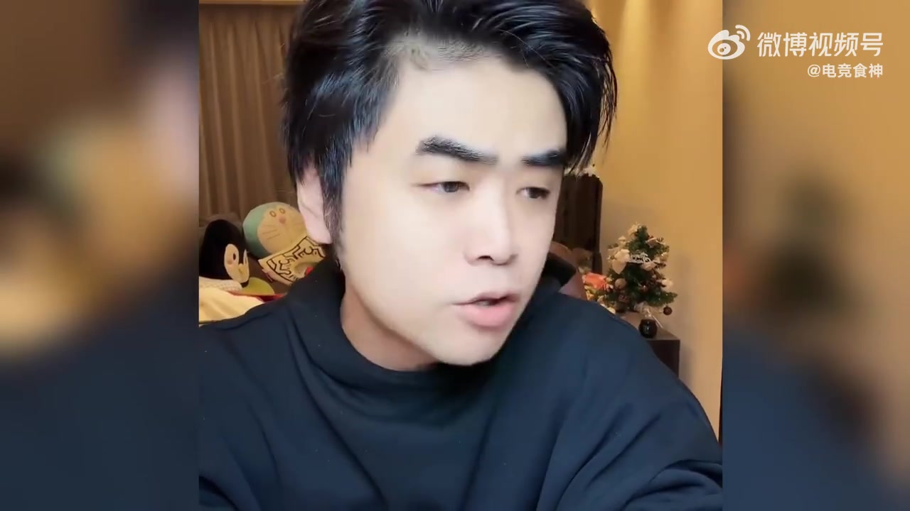 谈球吧体育app下载朱开：还在跪下？这种词我是绝对抵制！公众人物要注意言辞！